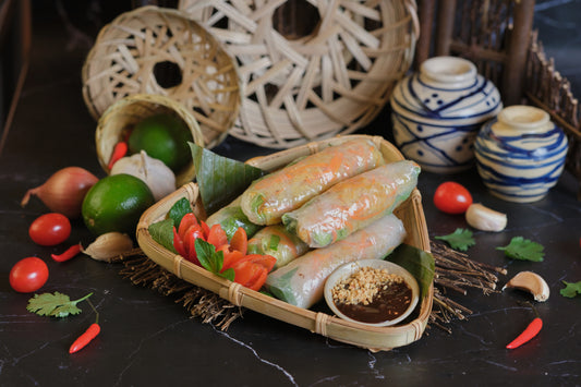 Gỏi cuốn - Vegetarian Traditional Vietnamese Rolls.